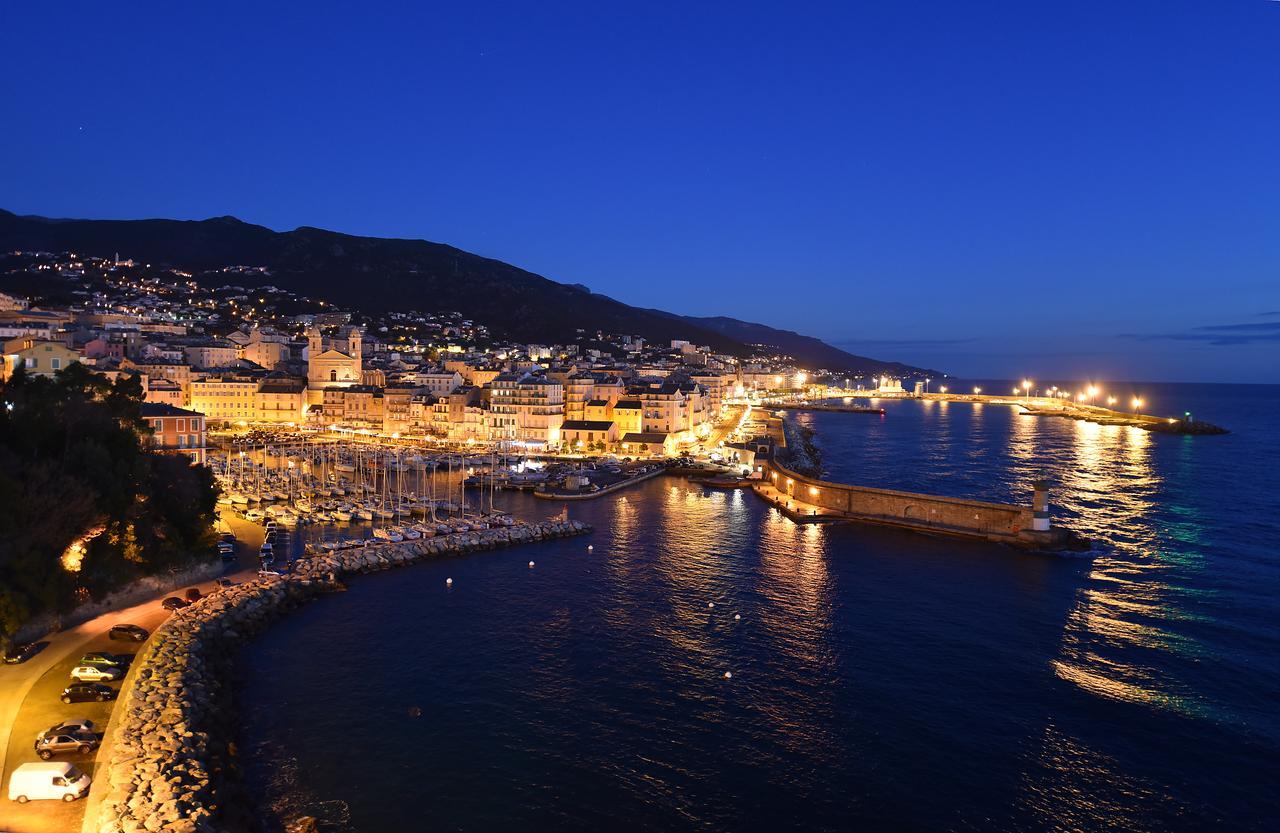 Hotel Des Gouverneurs Bastia  Bagian luar foto